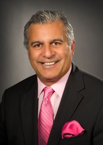 head shot of Horacio L. Ril